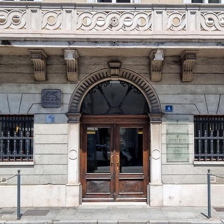 Locanda Al Volo Tommaseo Triest Exterior foto